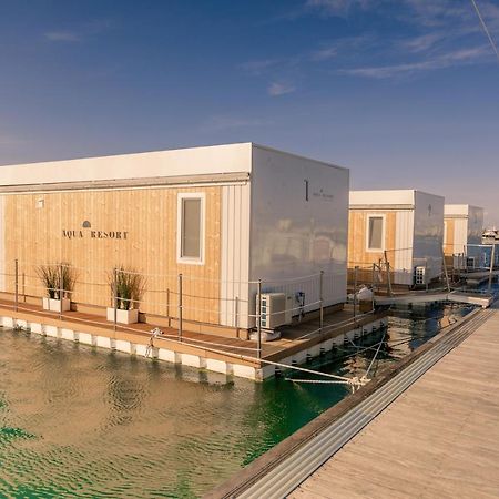 Aqua Resort Giulianova - Houseboat Experience Exterior foto