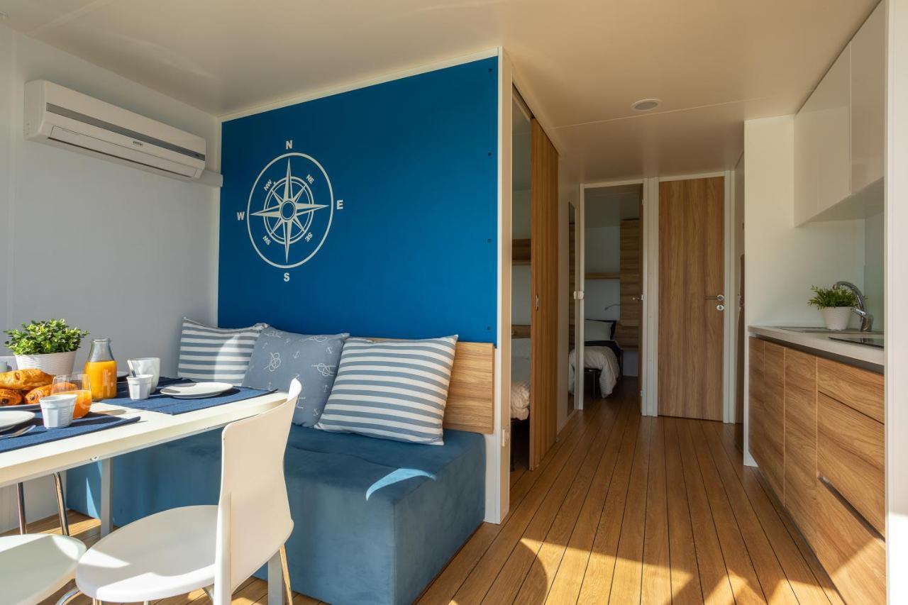 Aqua Resort Giulianova - Houseboat Experience Exterior foto